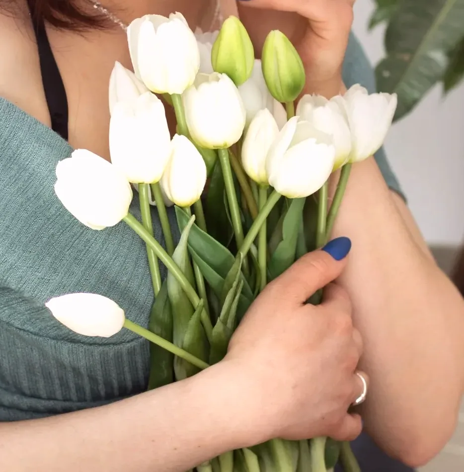Dilara, 23