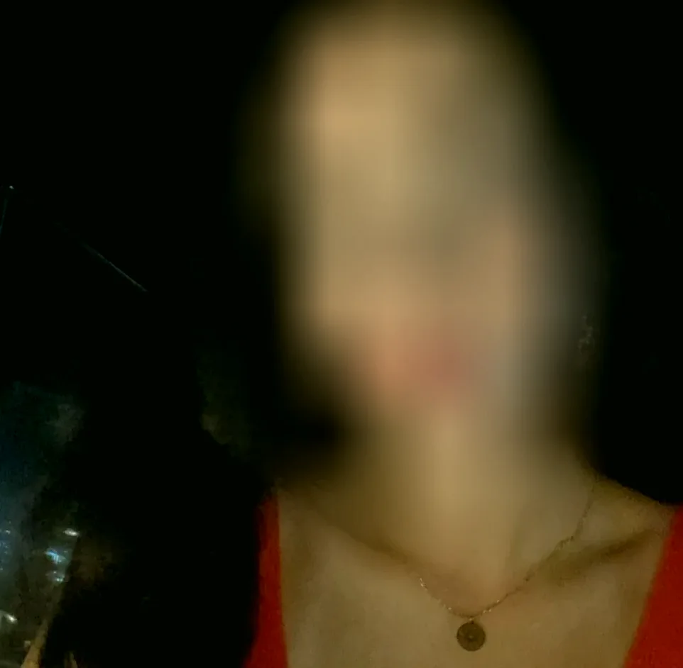 Miriam, 23