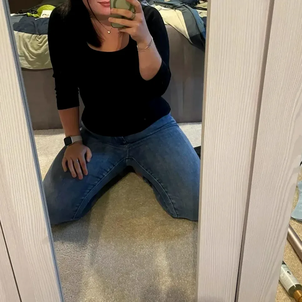 Ramona, 28