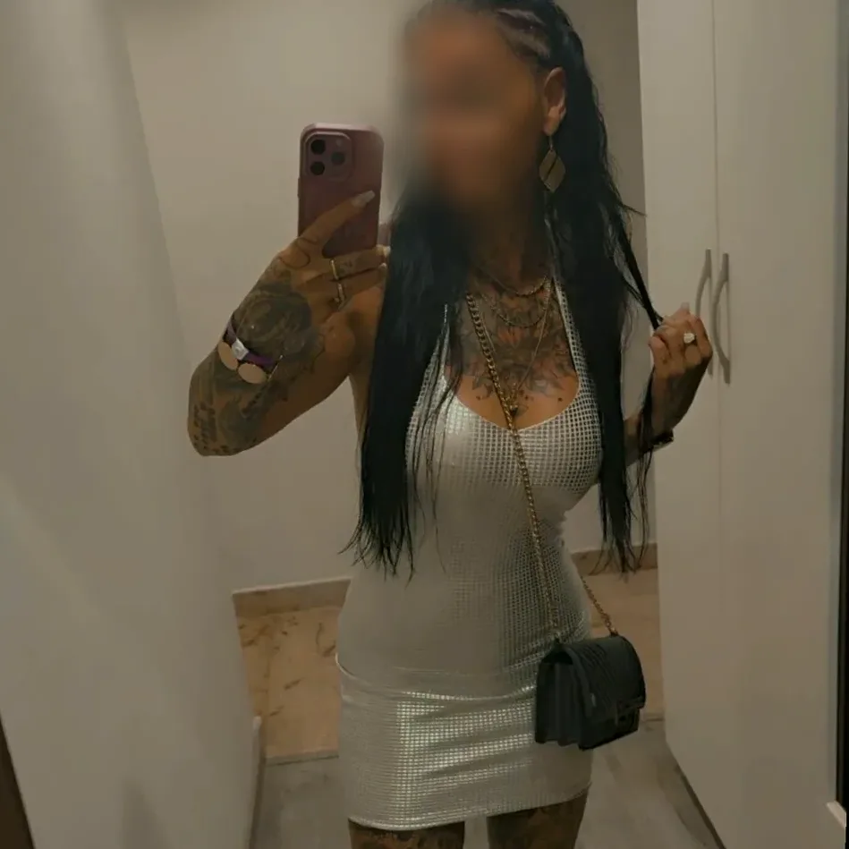 Sandra, 36
